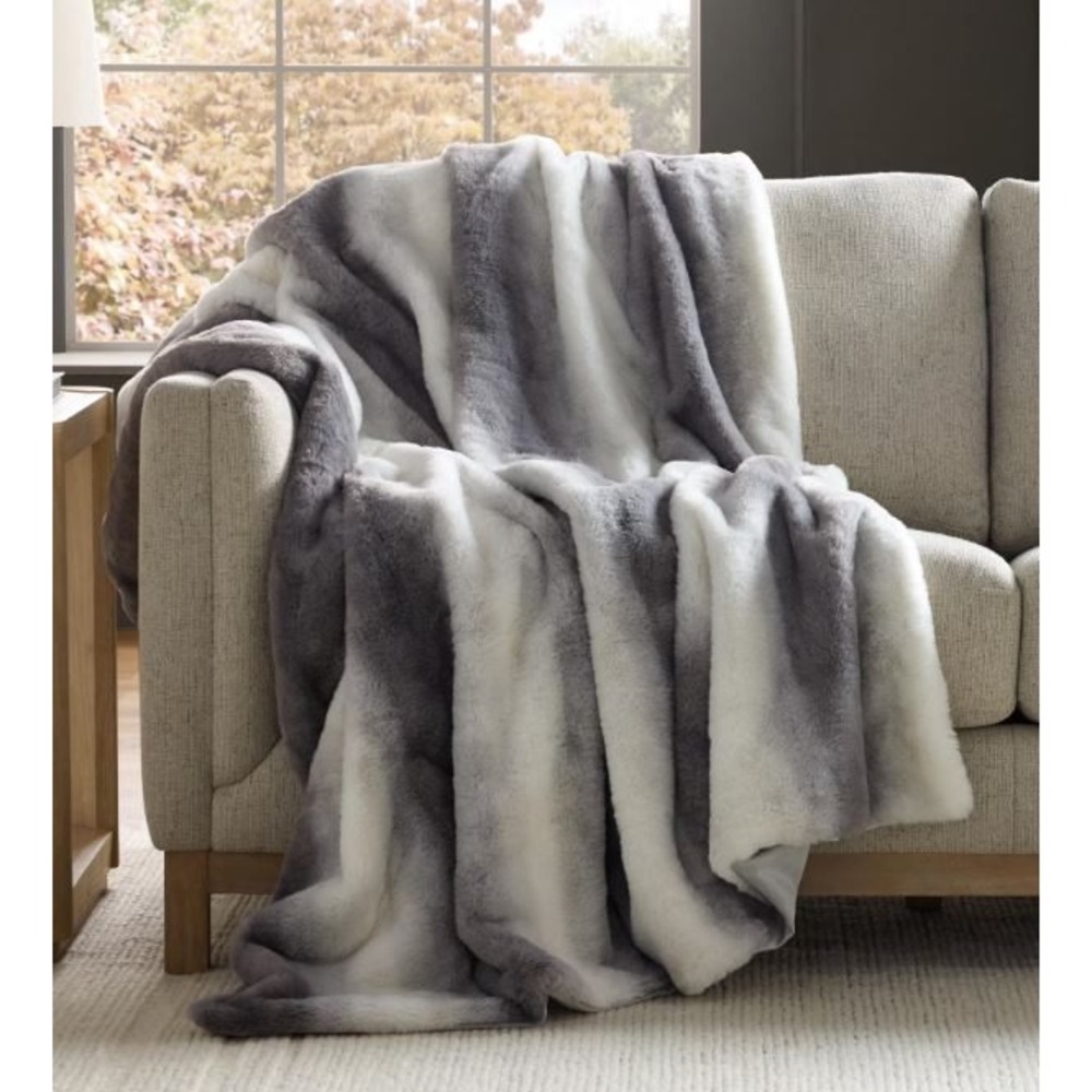 Member's Mark Luxury Faux Fur Throw Blanket Timberwolf Grey White 60x70 Striped